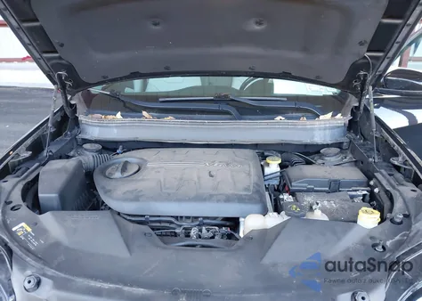 2020 Jeep Cherokee Limited 4X4 z USA, uszkodzony, nr VIN 1C4PJMDX7LD532790